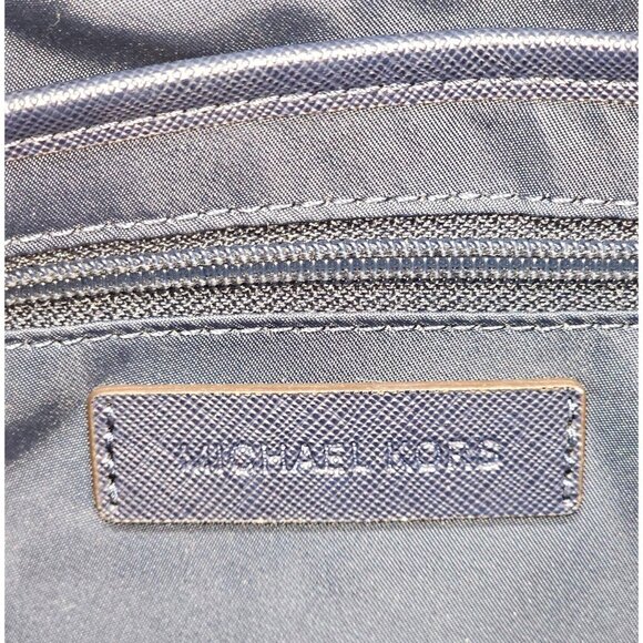 Michael Kors Unisex Navy Blue Jet Set Large Nylon Gabardine Messenger Bag 361 - Picture 13 of 15